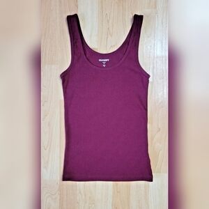 FREE W BUNDLE Old Navy ribbed tank top